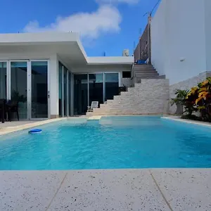 Bonita! Casa Estudio En San Cristobal, Galápagos! Puerto Baquerizo Moreno